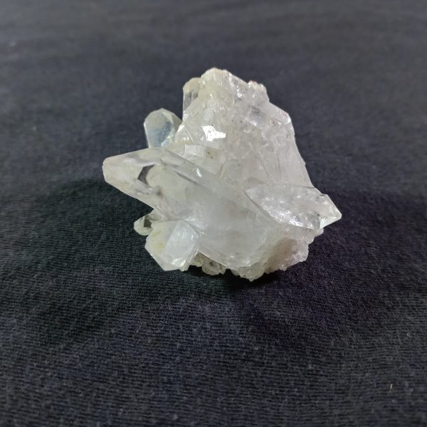quartz-crystal-cluster-2